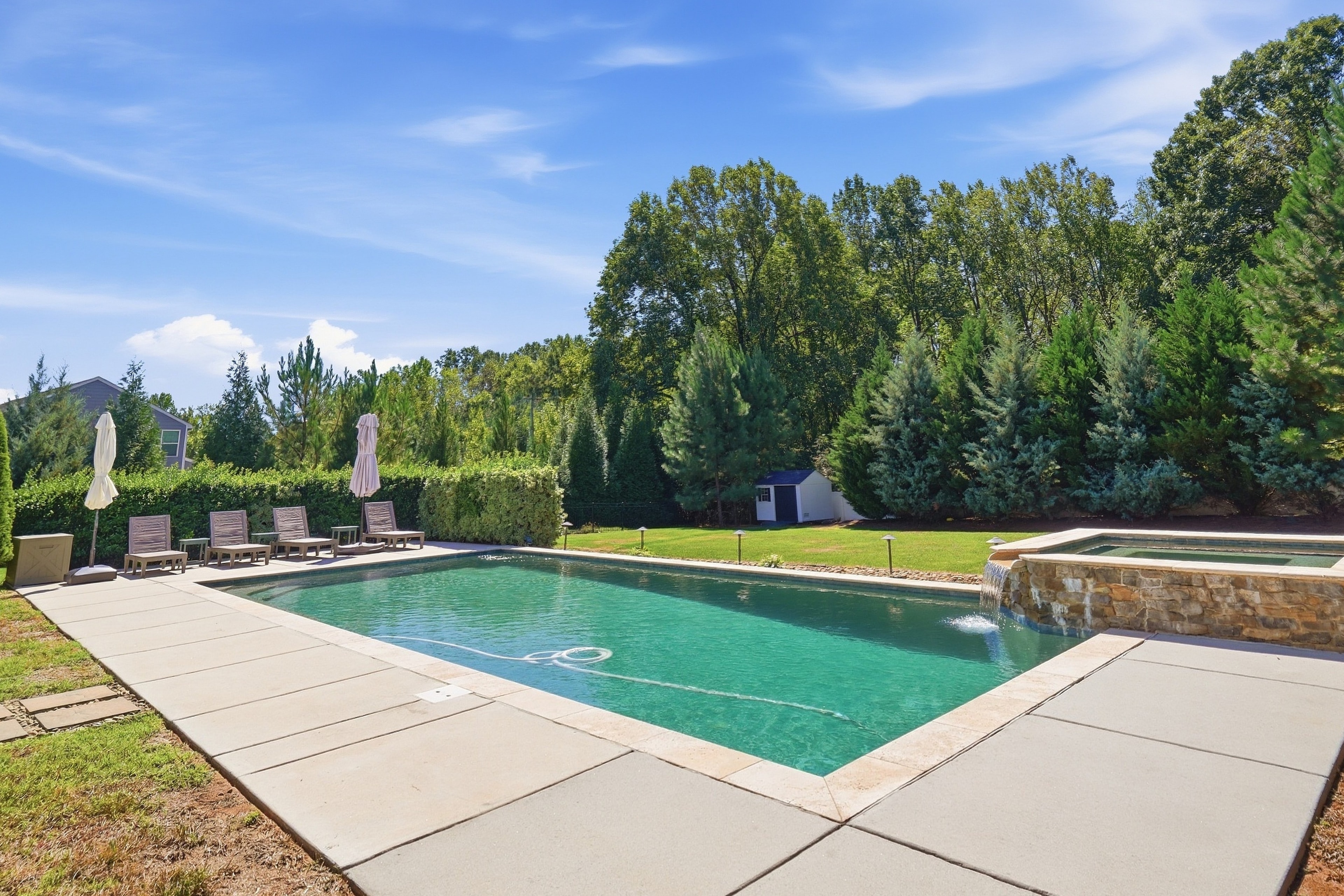 912 Manorwood Drive backyard pool and spa